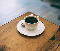 Bio-Röstkaffee Arabica Crema von Mount Hagen - frisch gebrüht