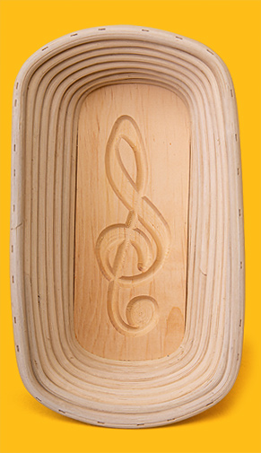 Peddigrohr-Gärkörbchen mit Holzboden und Motiv, lang 0,75 kg