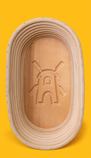 Peddigrohr-Gärkörbchen mit Holzboden und Motiv, oval 1 kg